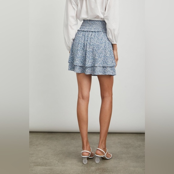 Rails Addison Blue Mini Garden Ditsy Floral Smocked Waist Tiered Mini Skirt Sz M - Picture 3 of 7